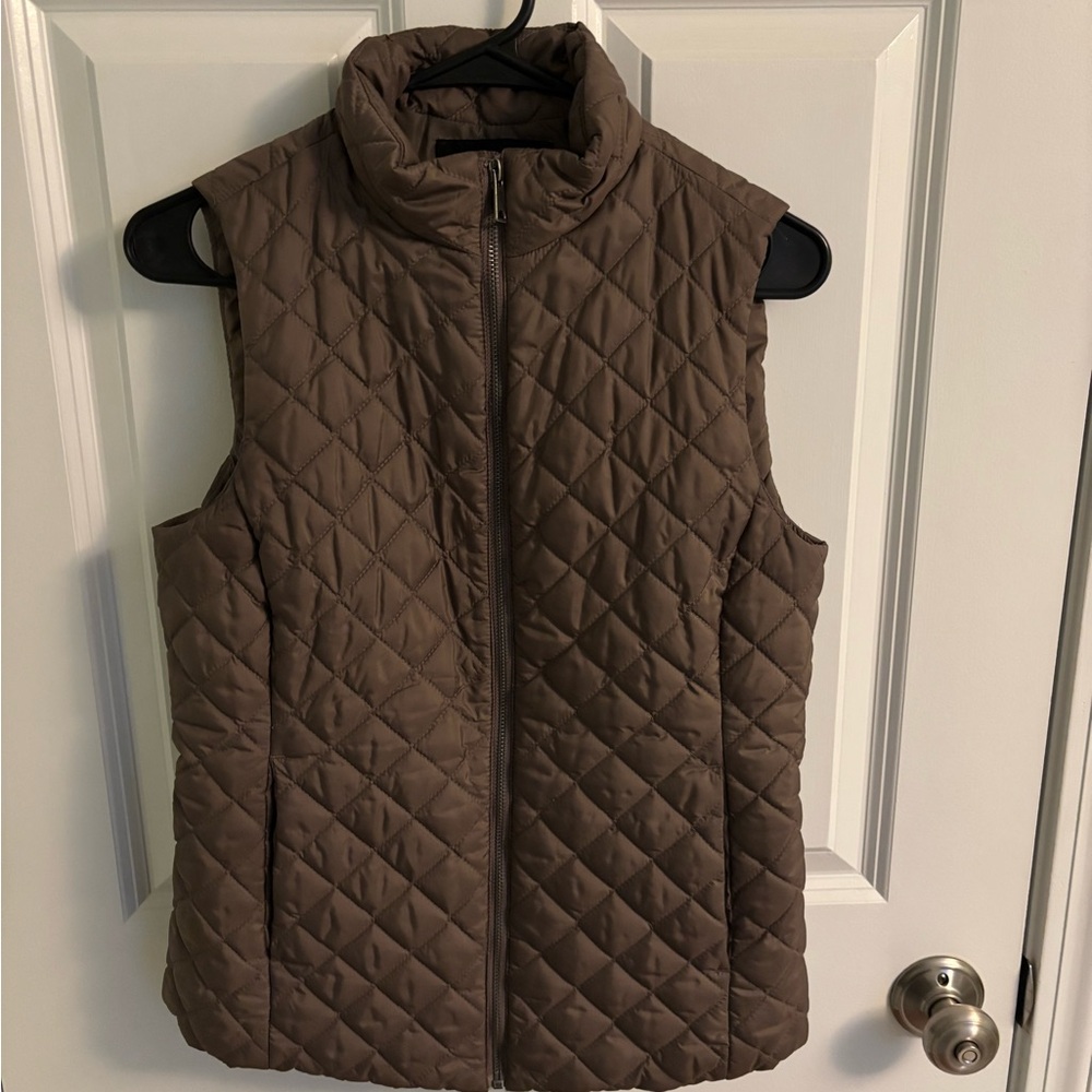 Banana Republic Factory Quilted Brown/Taupe Puffer Vest